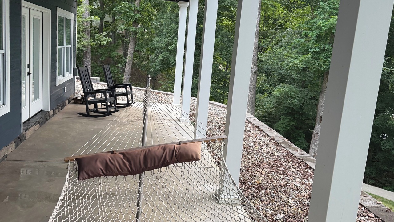 Photo of Patio Balcony in Kuttawa