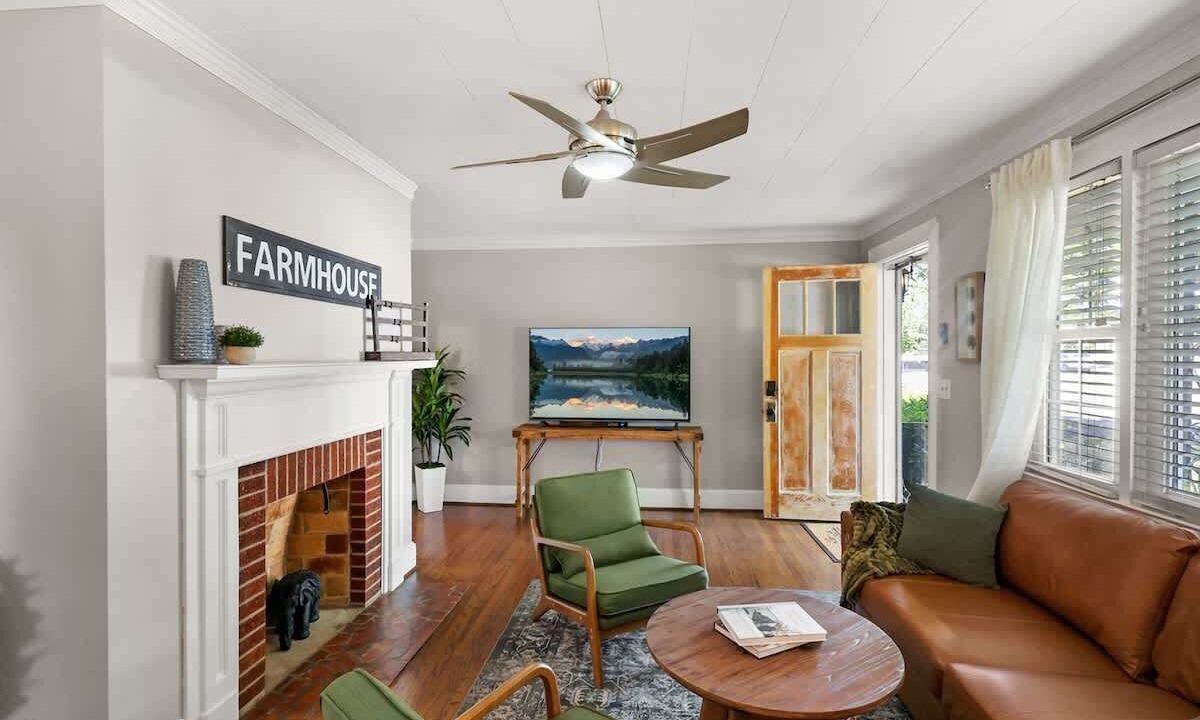 Photo of Livingroom in Anderson