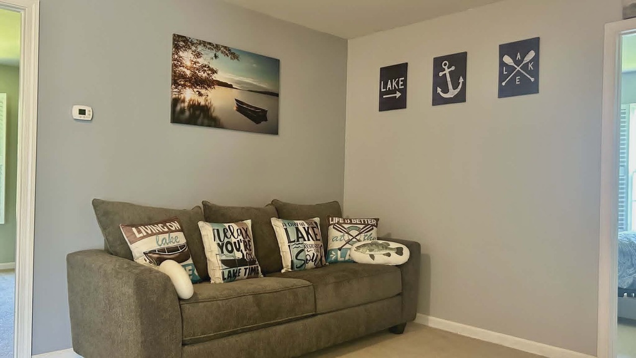 Photo of Livingroom in Burlington