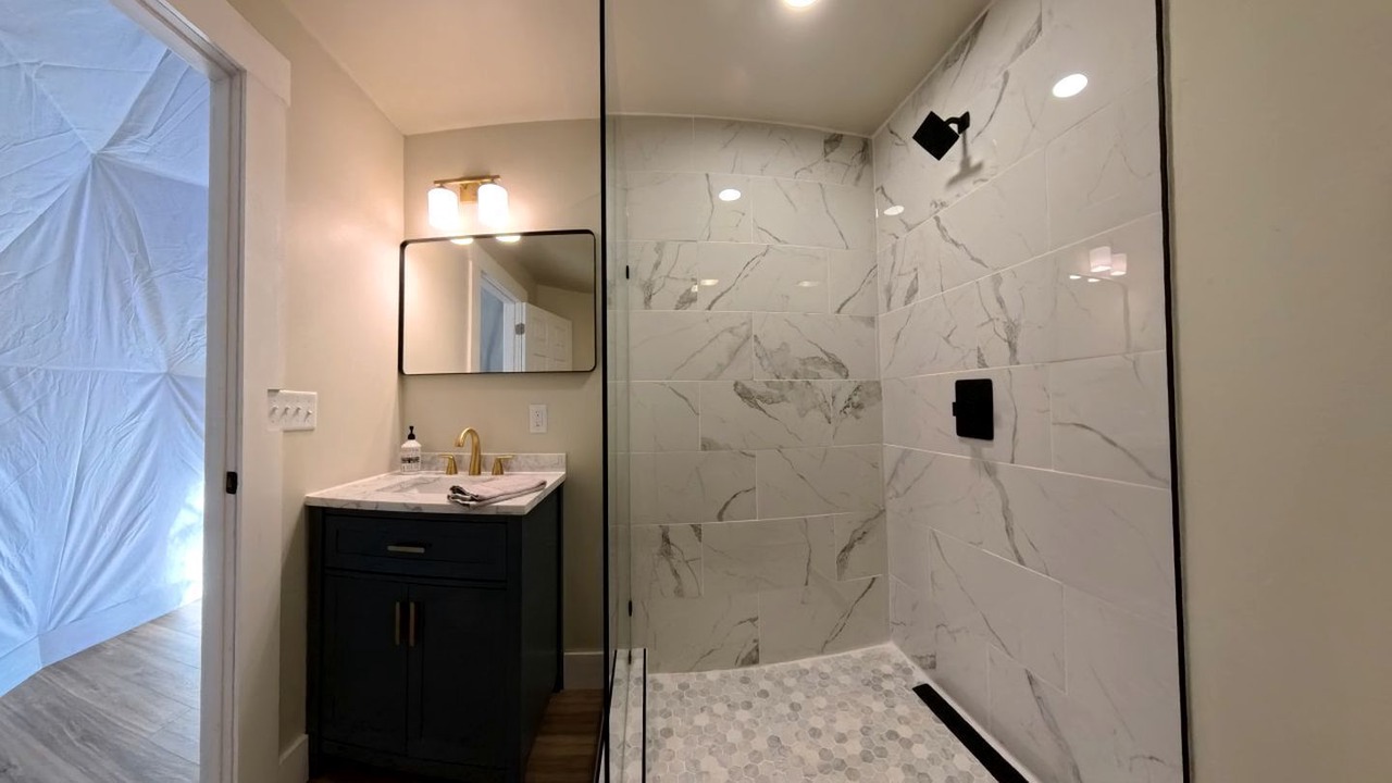 Photo of Bathroom in Balsam Grove