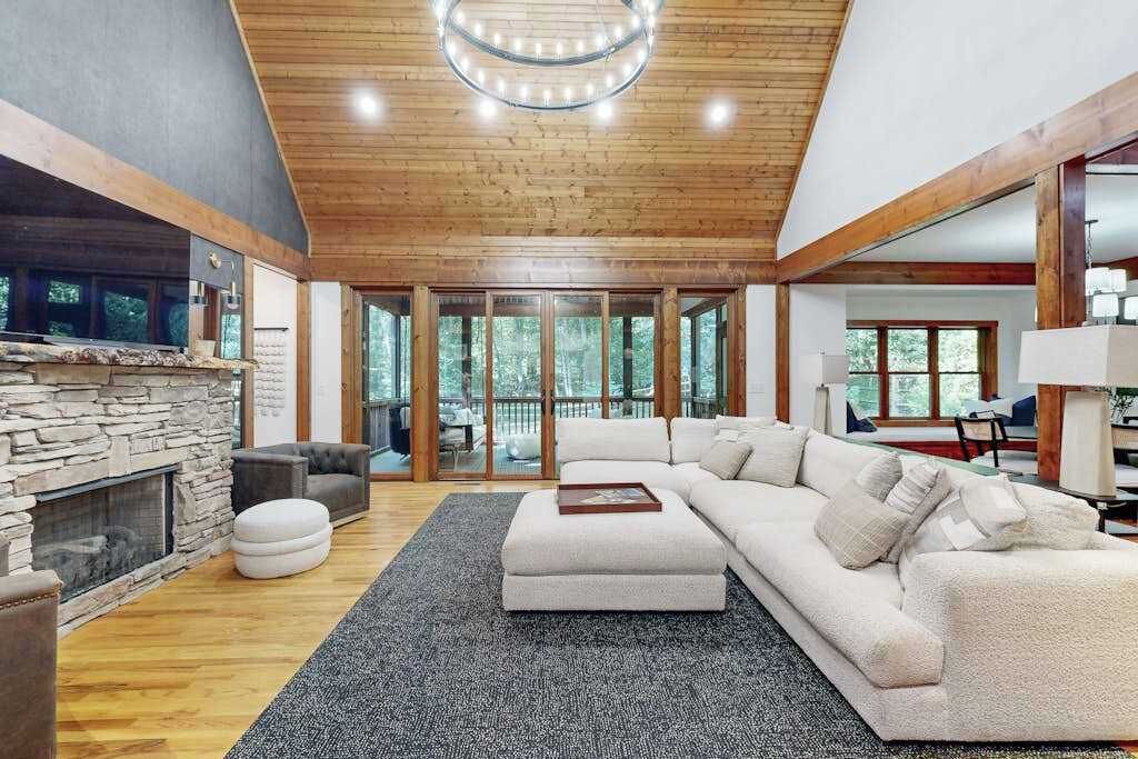 Photo of Livingroom in Brevard