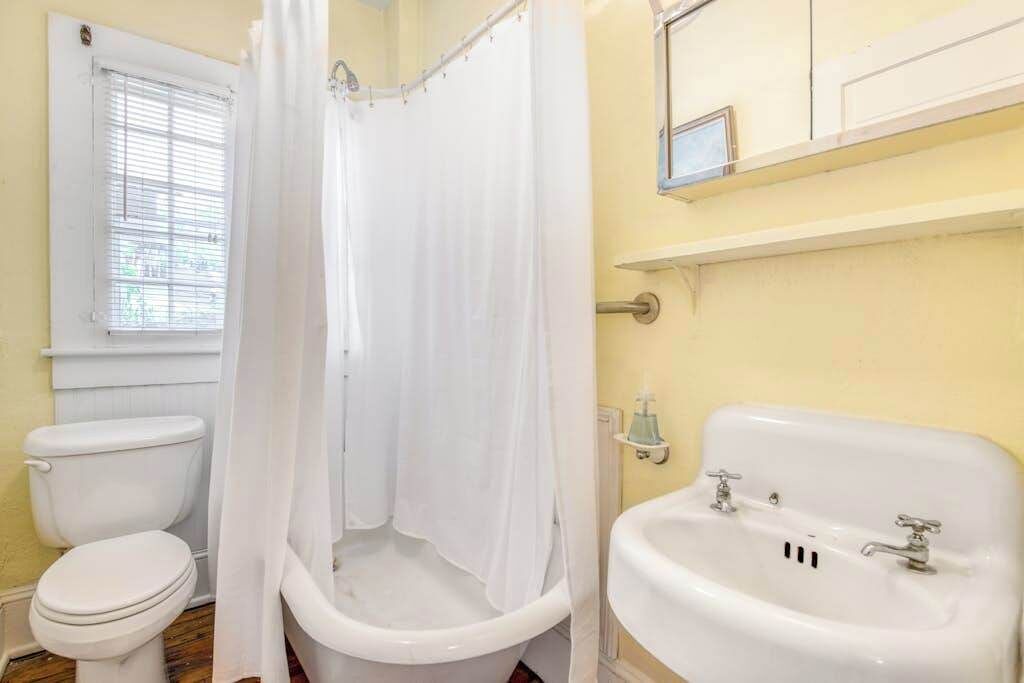 Photo of Bathroom in Lake Junaluska