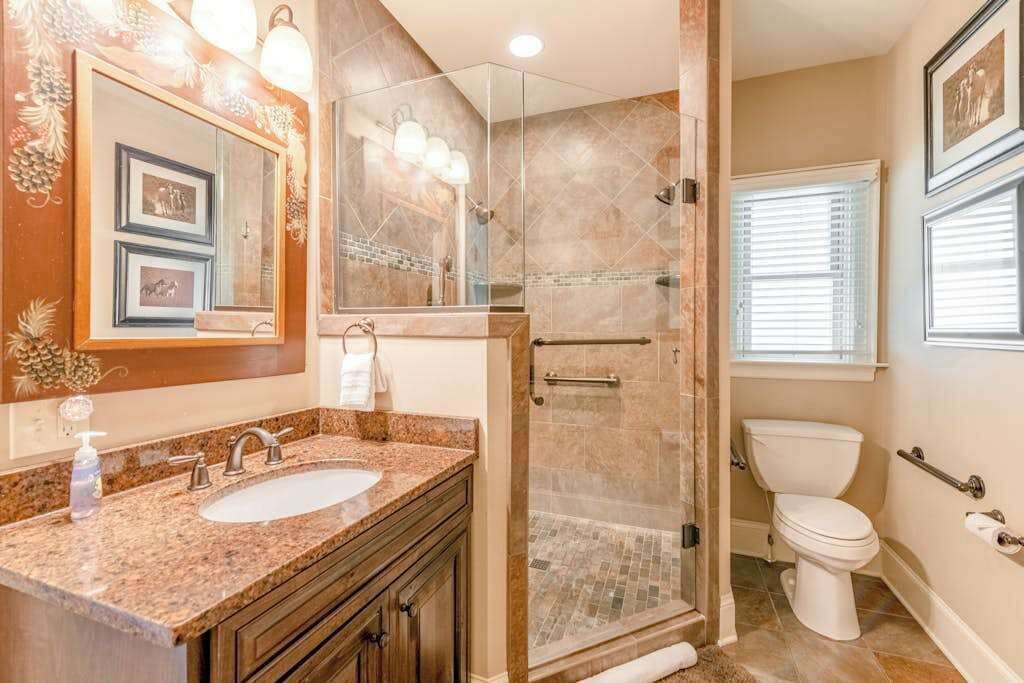 Photo of Bathroom in Lake Junaluska