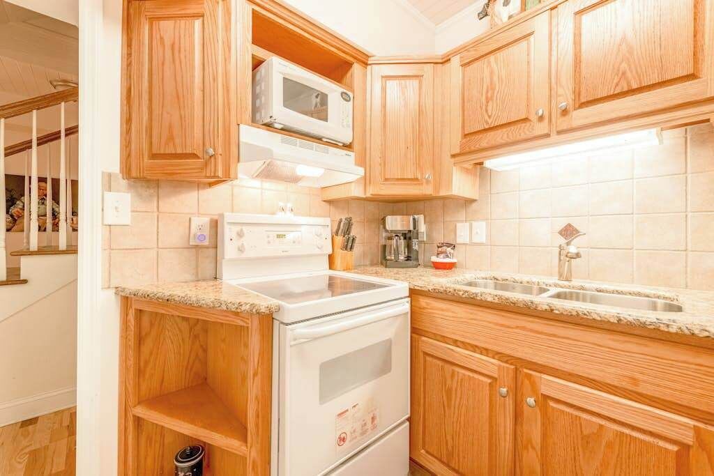 Photo of Kitchen in Lake Junaluska