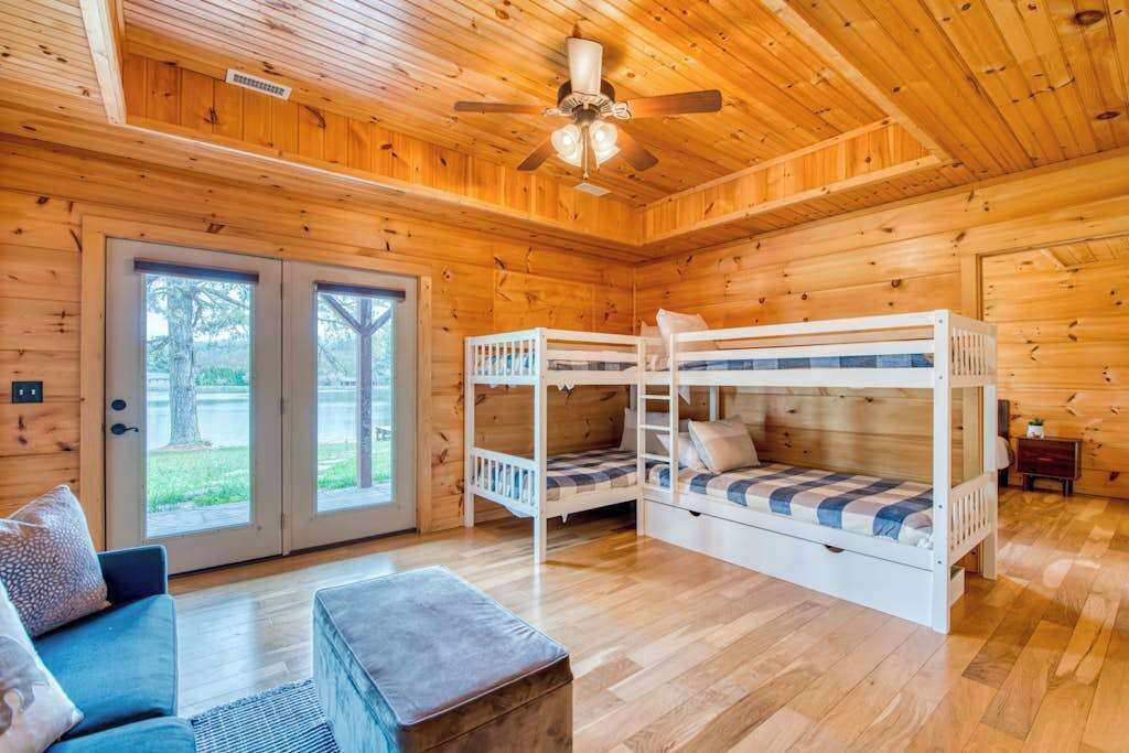 Photo of Bedroom in Mills River