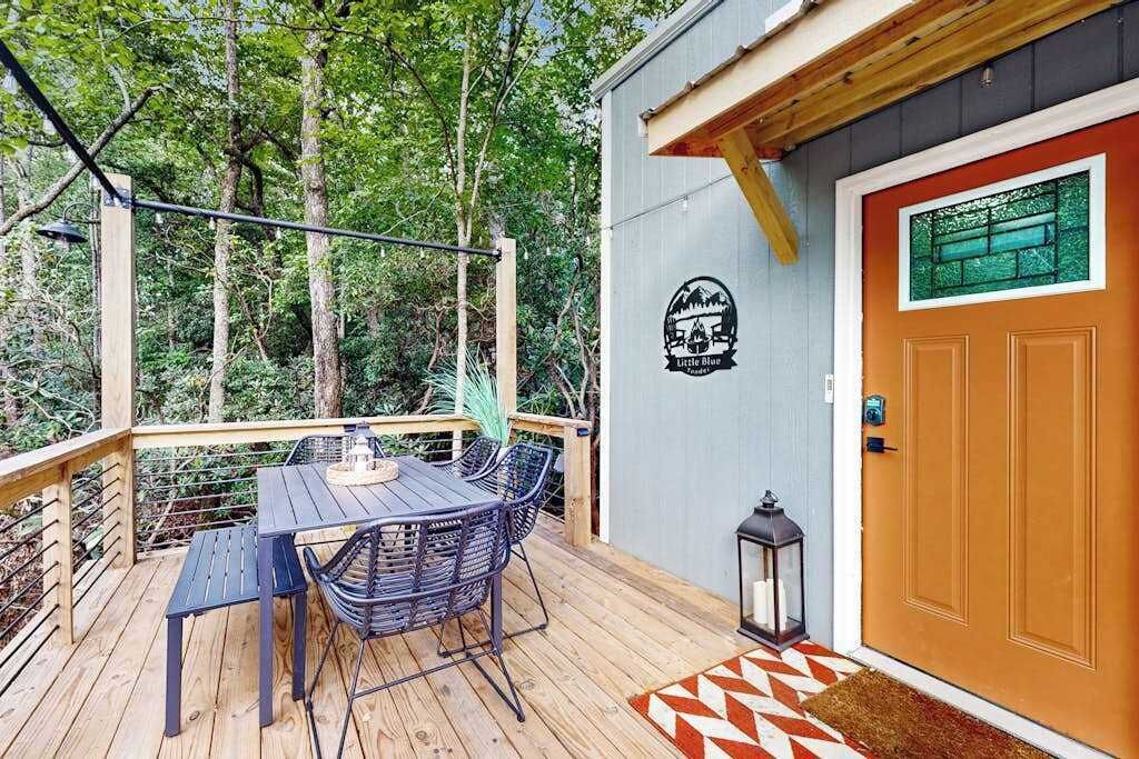Photo of Outdoor in Mills River