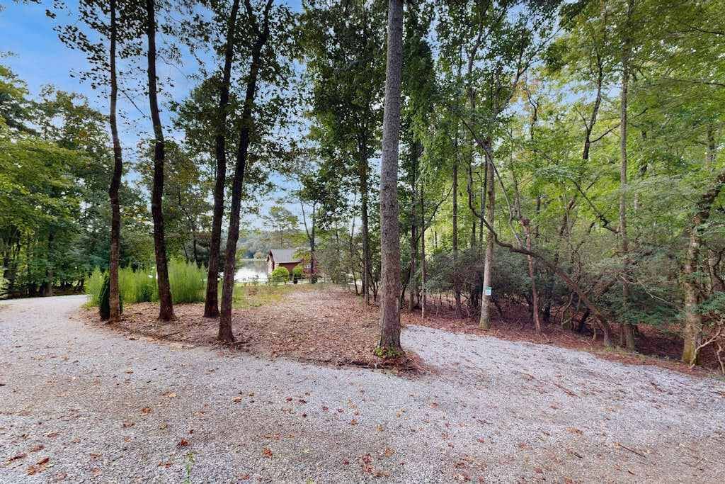 Photo of Outdoor in Mills River