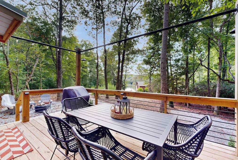 Photo of Outdoor in Mills River