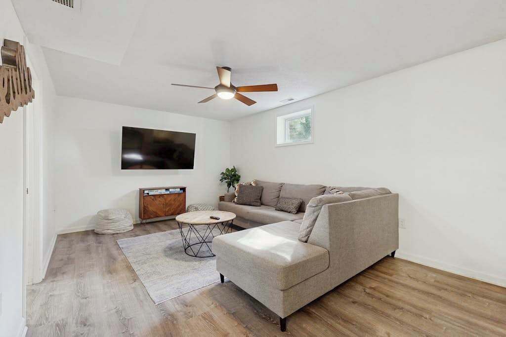 Photo of Livingroom in Royal Pines