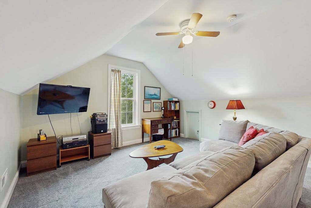 Photo of Livingroom in Arden