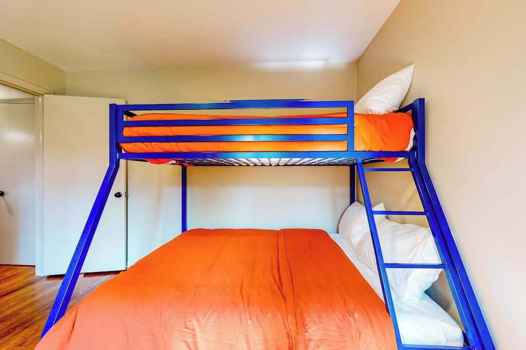 Photo of Bedroom in Flat Rock