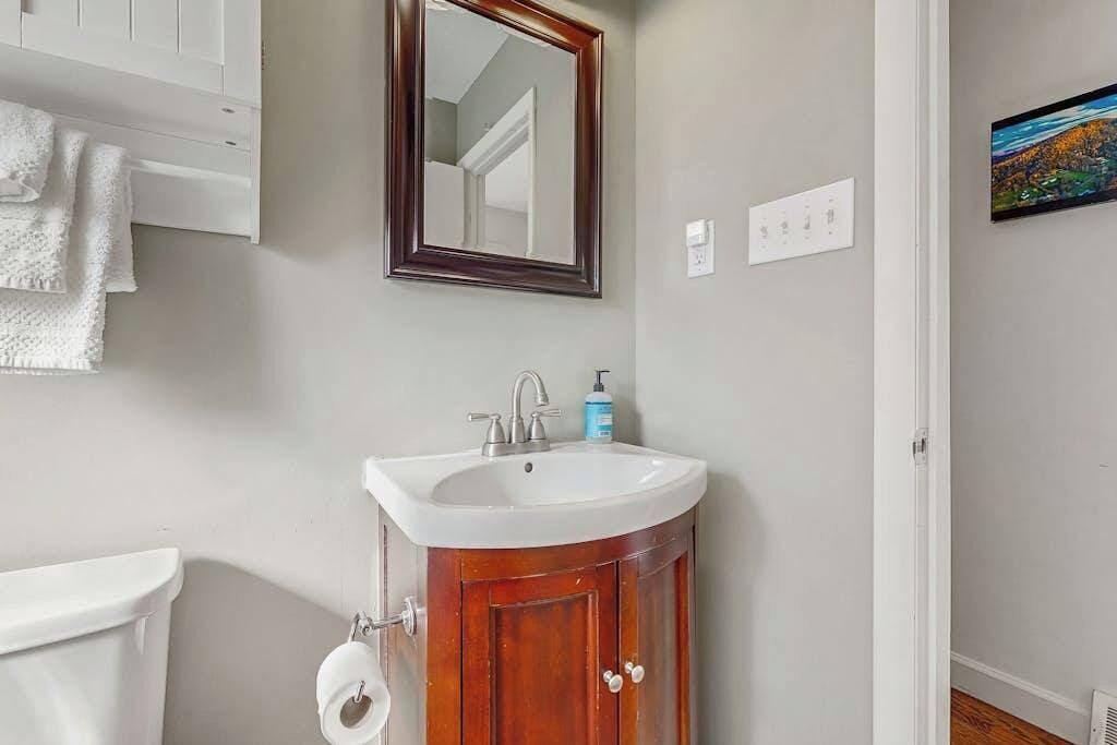 Photo of Bathroom in Royal Pines