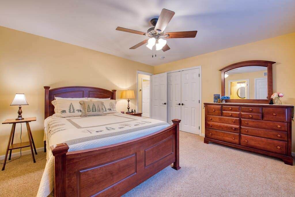 Photo of Bedroom in Lake Junaluska