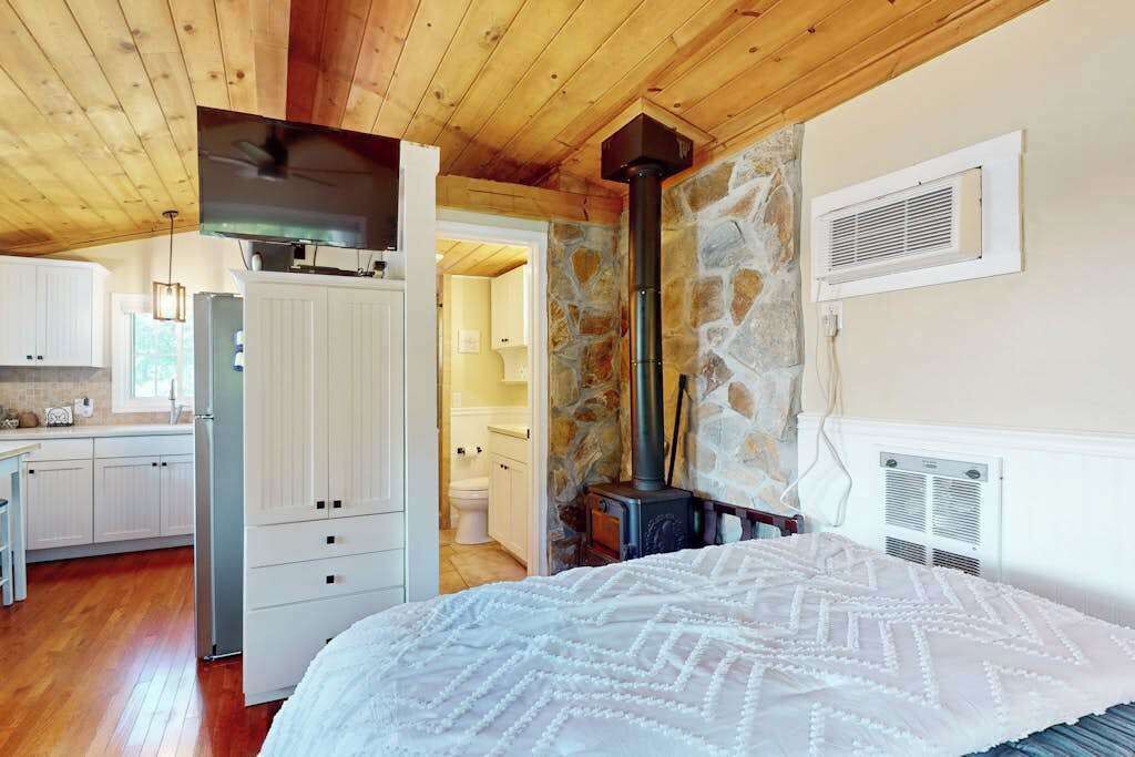 Photo of Bedroom in Sunset Cove