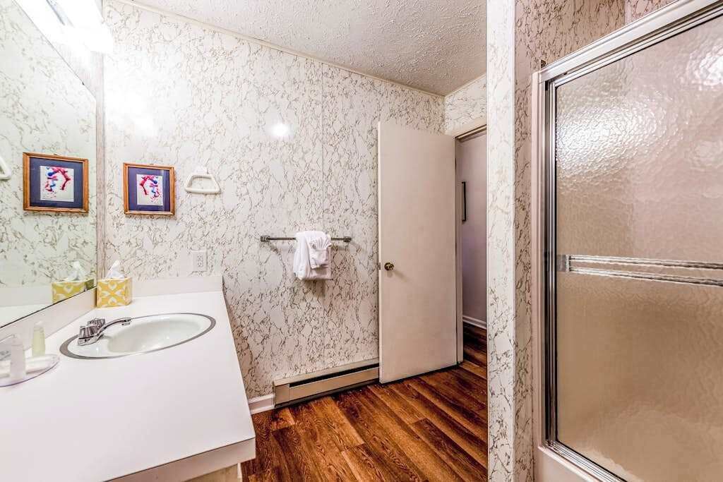 Photo of Bathroom in Lake Junaluska