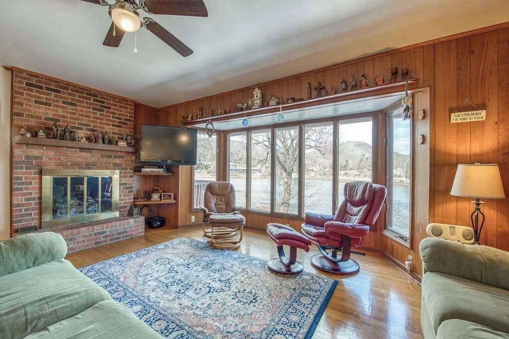 Photo of Livingroom in Lake Junaluska