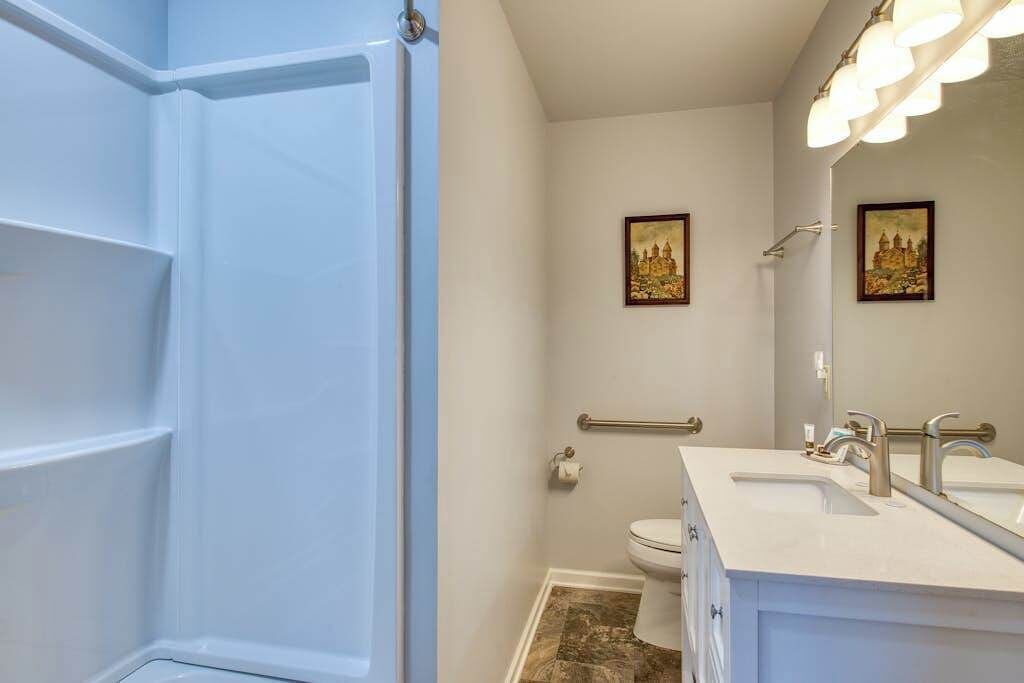 Photo of Bathroom in Lake Junaluska