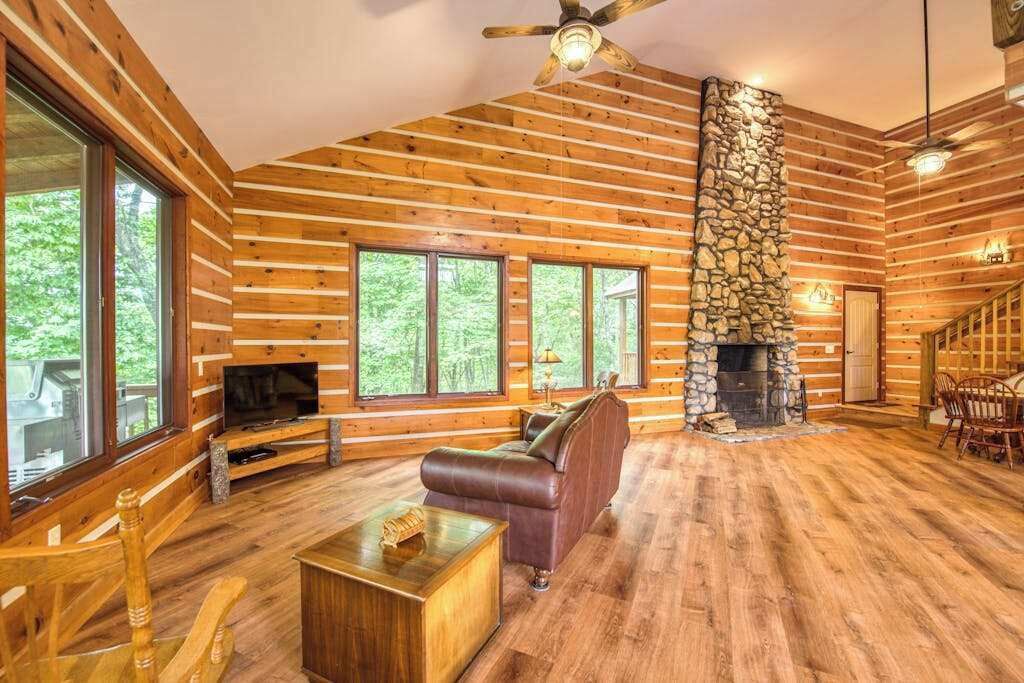 Photo of Livingroom in Sylva