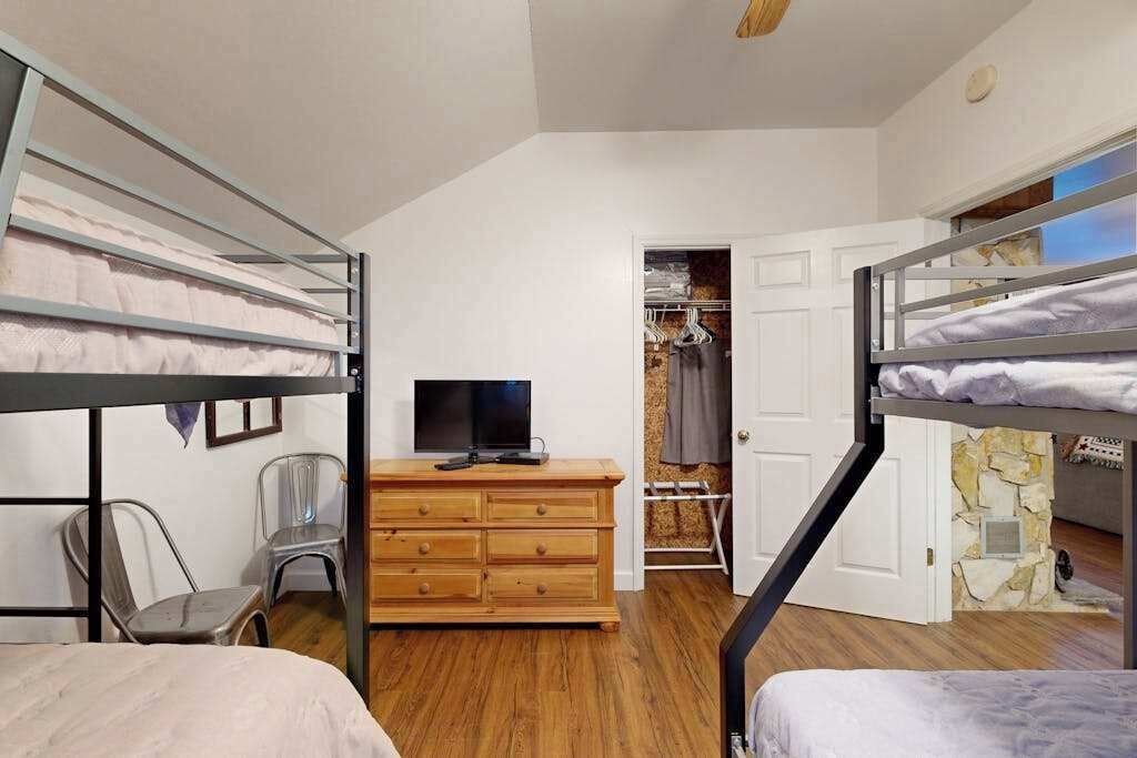 Photo of Bedroom in Sylva