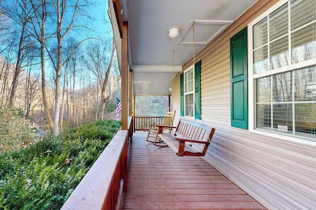Photo of Patio Balcony in Sylva