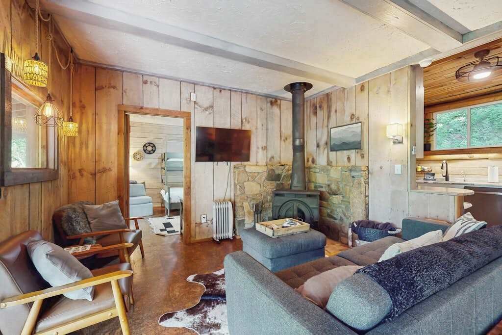 Photo of Livingroom in Horse Shoe