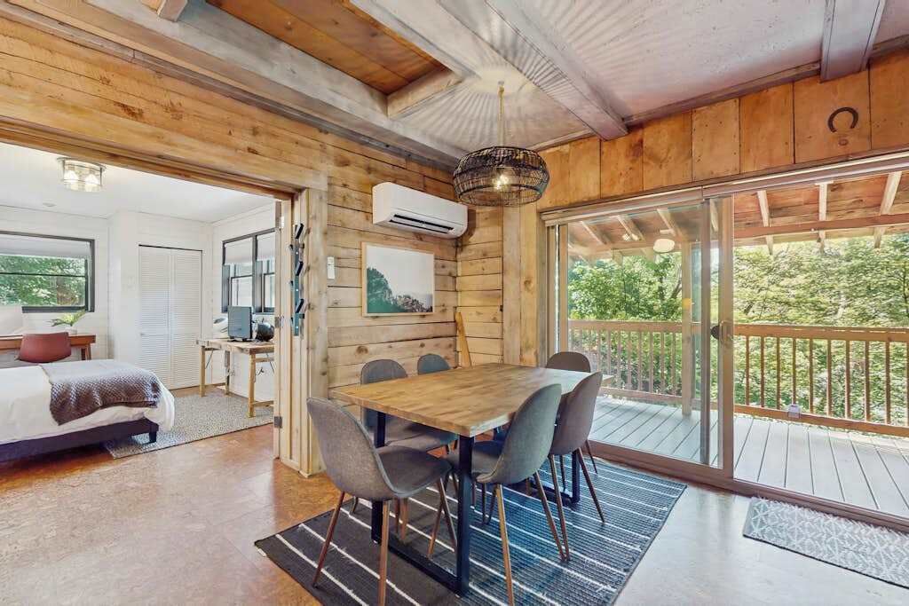 Photo of Bedroom in Horse Shoe
