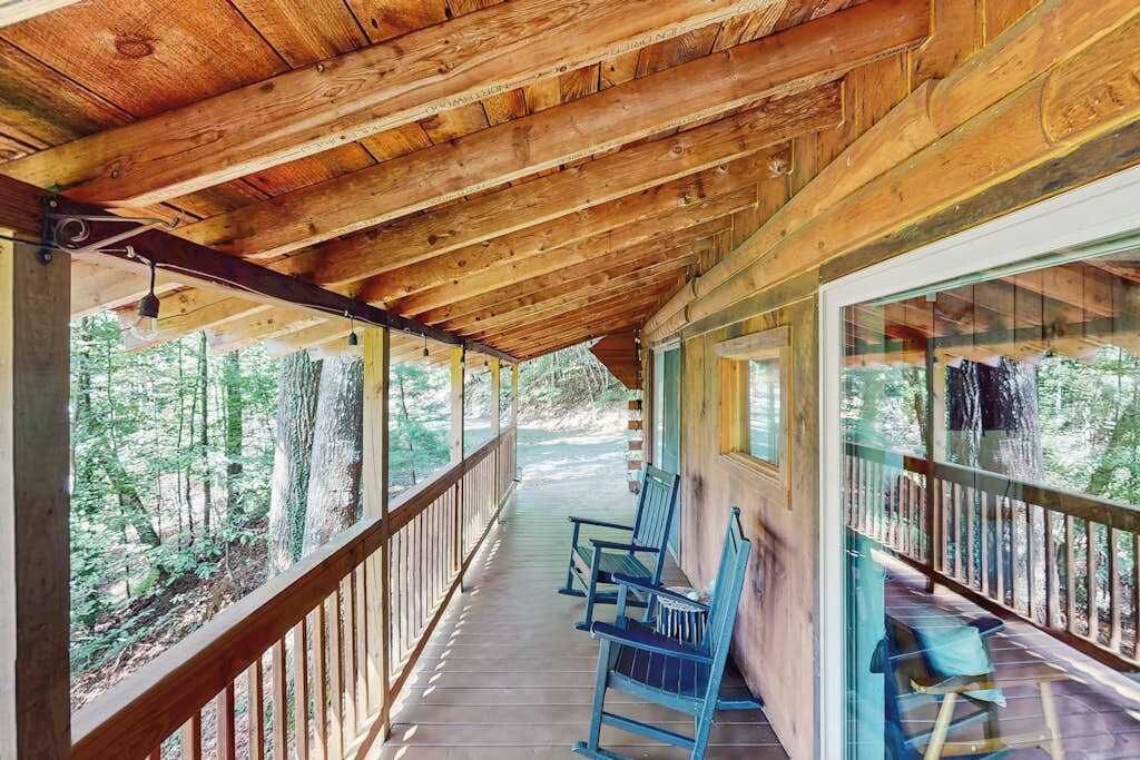 Photo of Patio Balcony in Horse Shoe