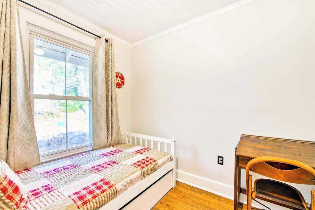 Photo of Bedroom in Montreat