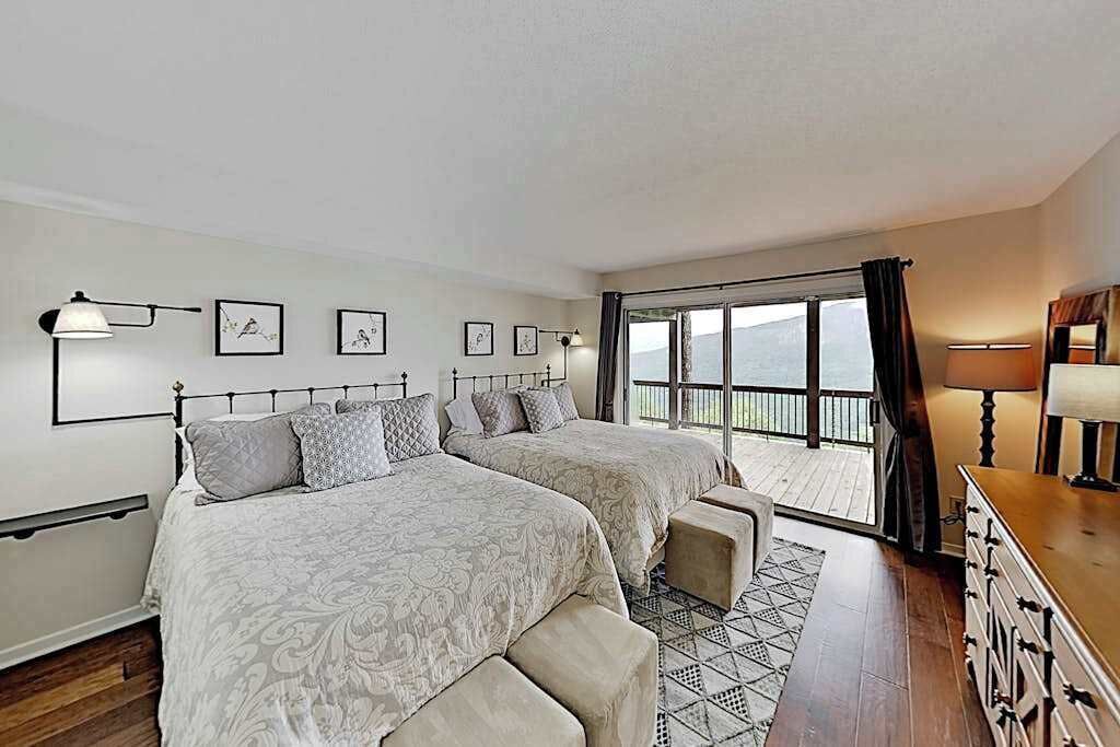 Photo of Bedroom in Lake Lure