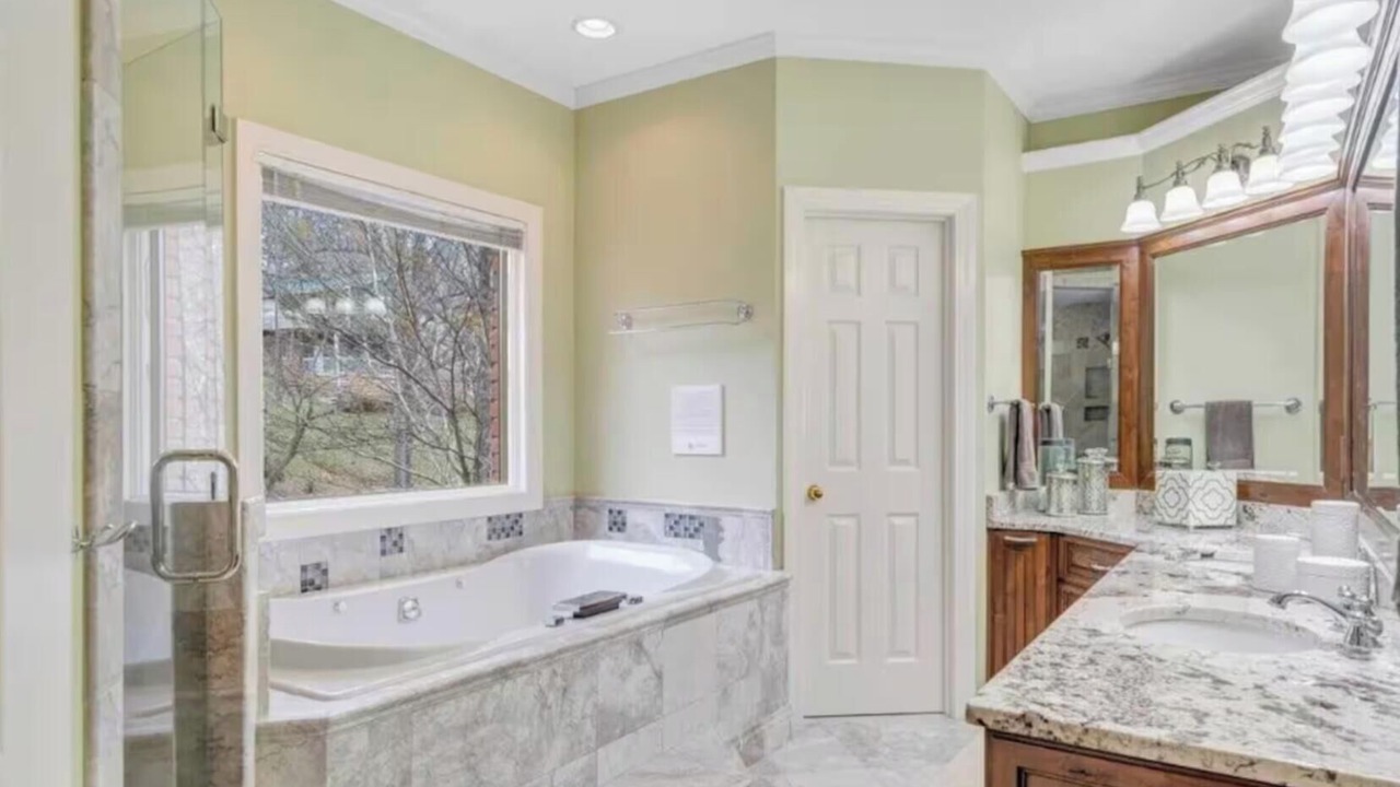 Photo of Bathroom in Moneta