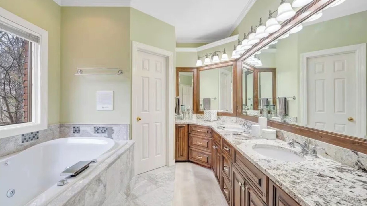 Photo of Bathroom in Moneta