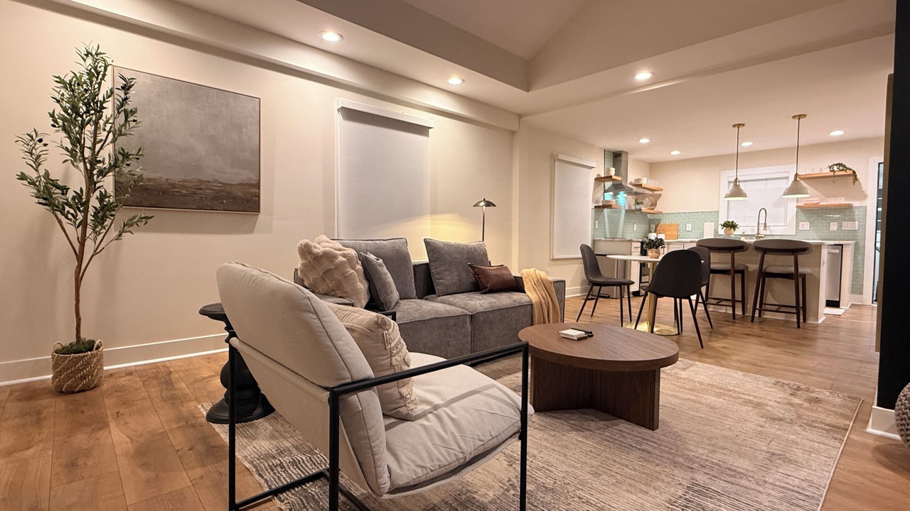 Photo of Livingroom in Northeast Raleigh