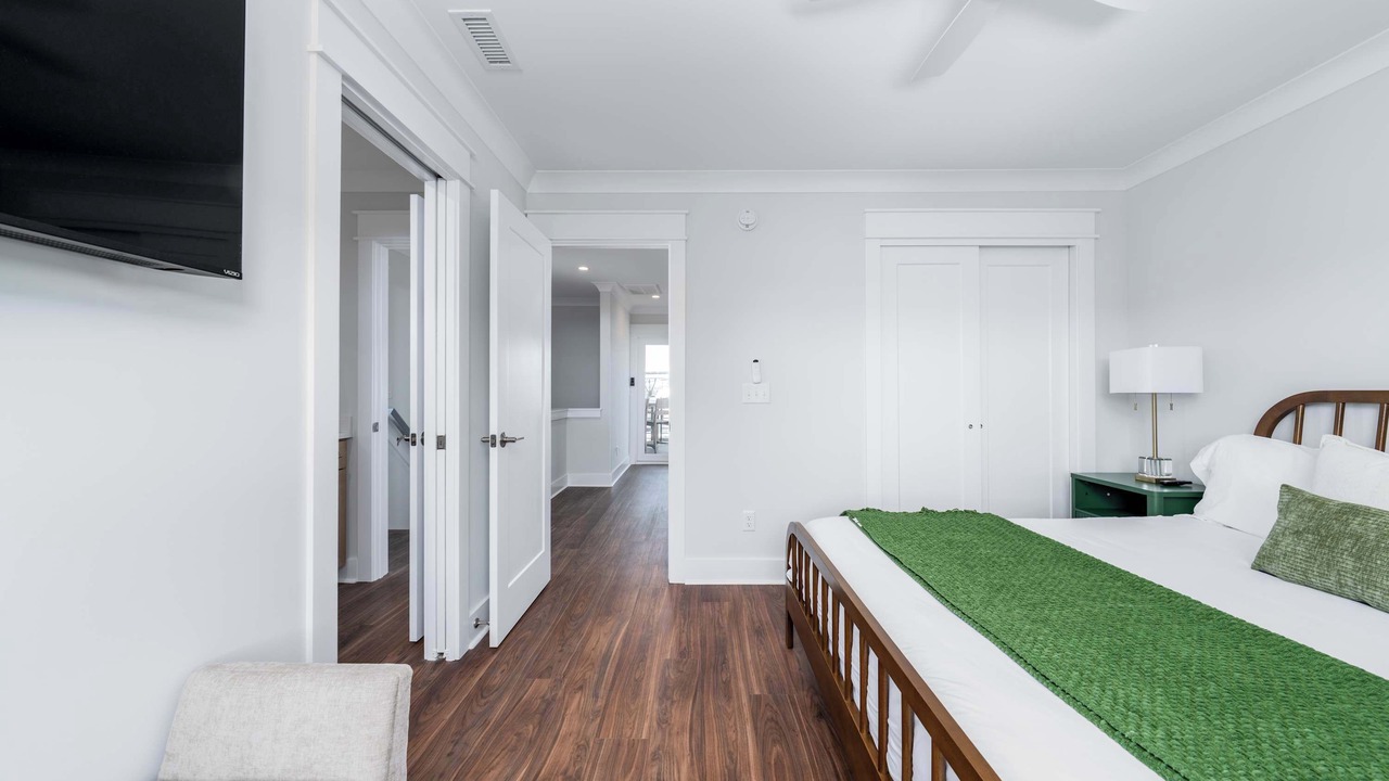 Photo of Bedroom in River District