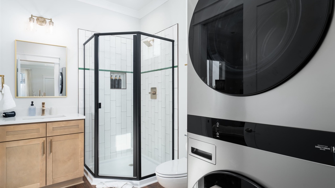 Photo of Bathroom in River District