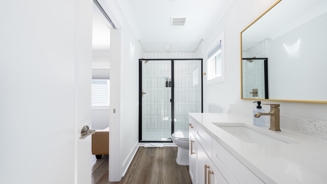 Photo of Bathroom in River District