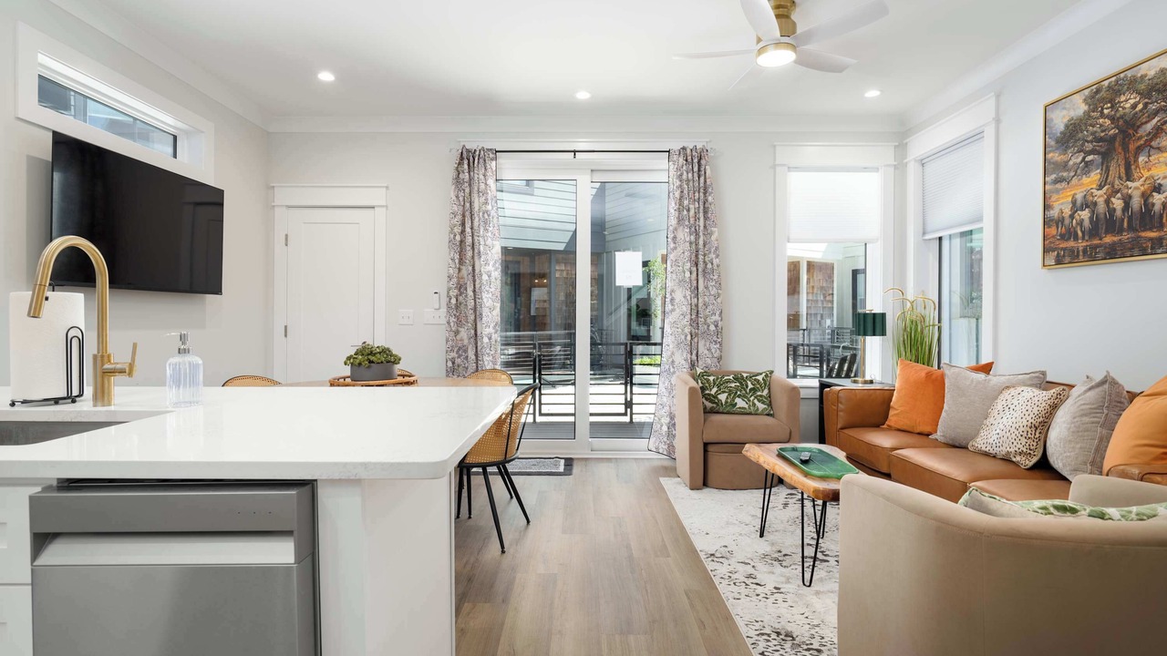 Photo of Livingroom in River District