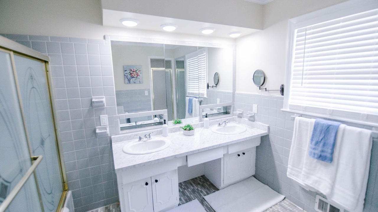 Photo of Bathroom in Burnside