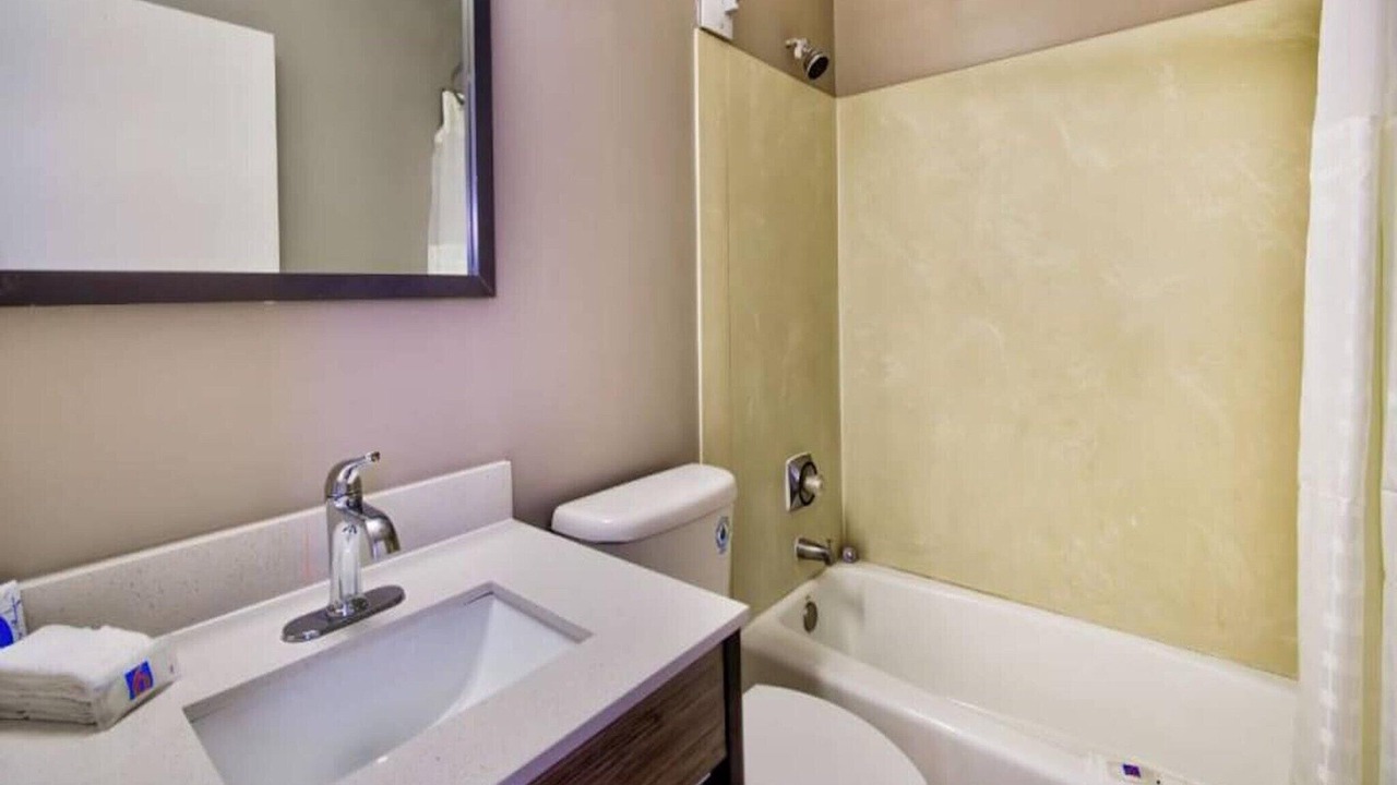 Photo of Bathroom in Jeffersonville - Clarksville