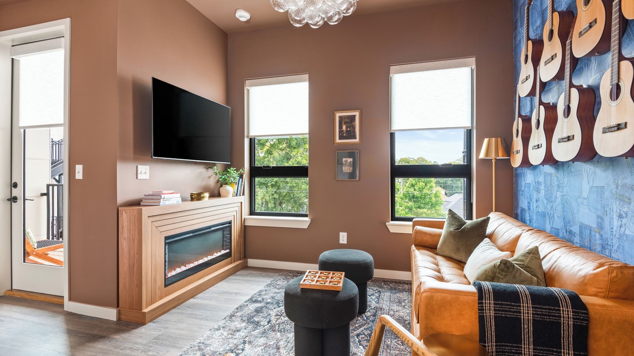 Photo of Livingroom in Music Row