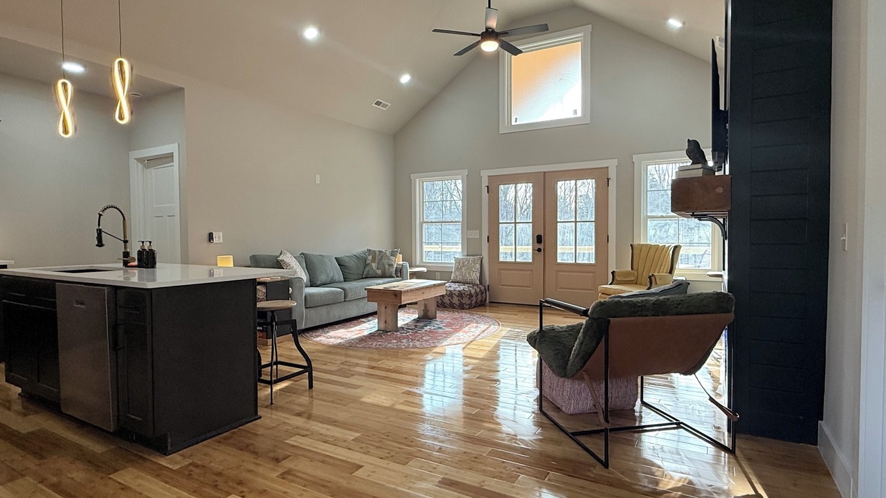 Photo of Livingroom in Scottsville