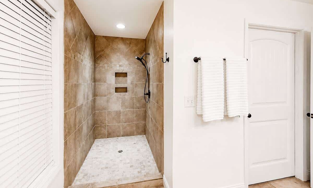 Photo of Bathroom in Maynardville