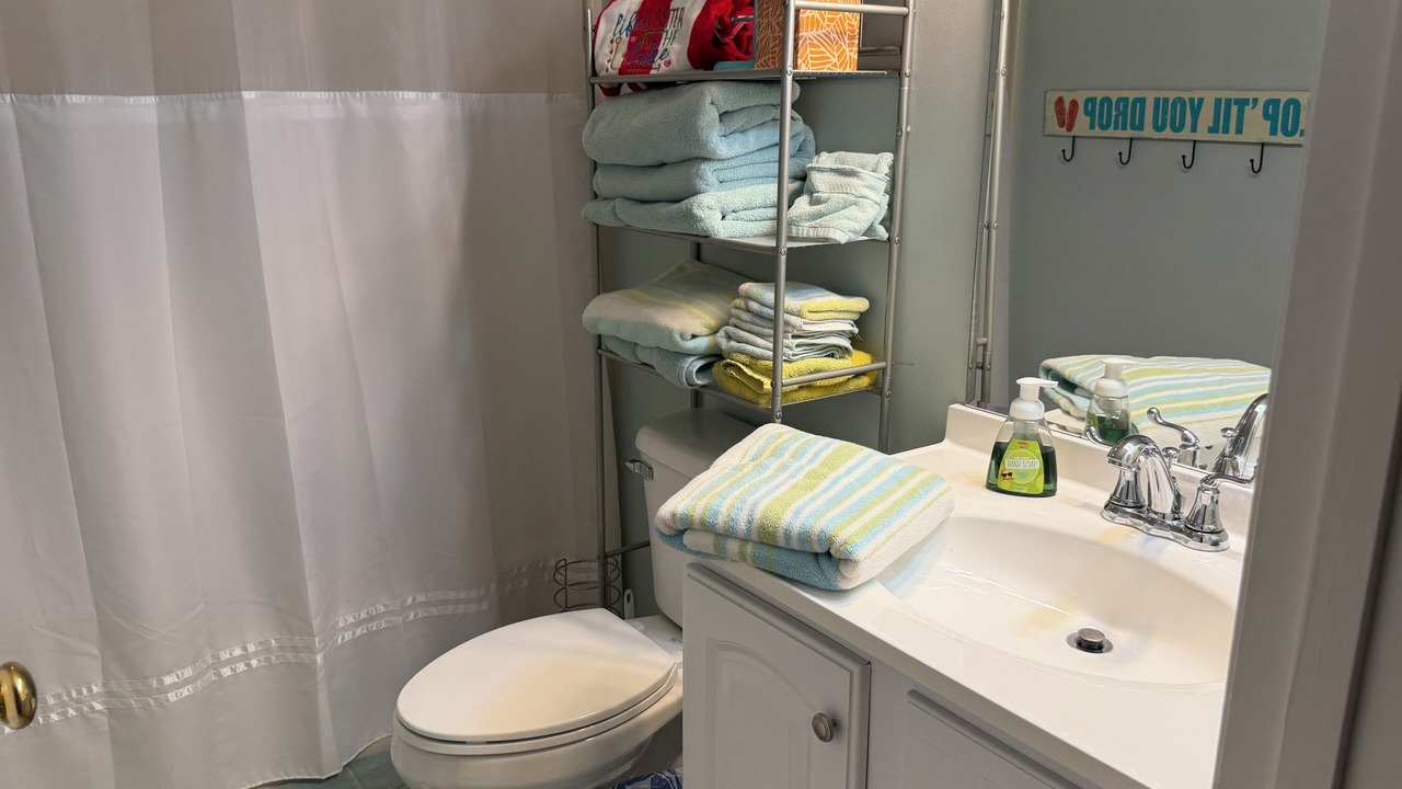 Photo of Bathroom in La Follette