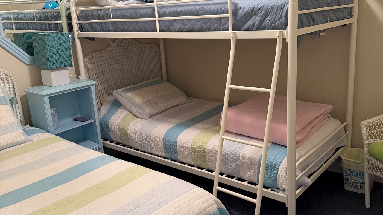 Photo of Bedroom in La Follette