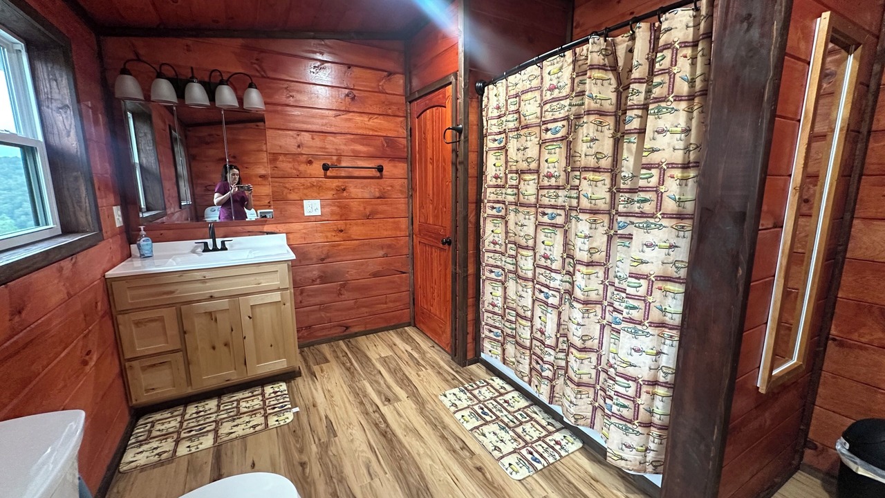 Photo of Bathroom in Parkers Lake