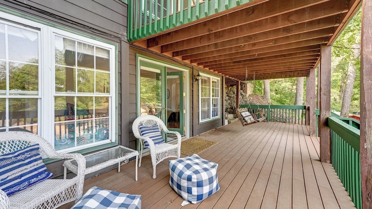 Photo of Patio Balcony in Sunset Cove