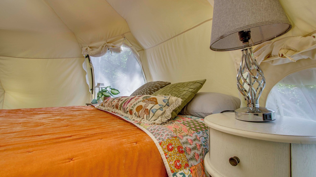 Photo of Bedroom in Rogersville