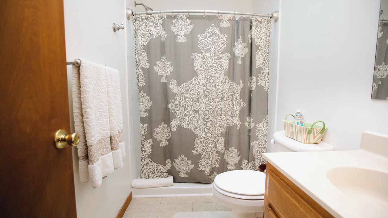 Photo of Bathroom in Andersonville