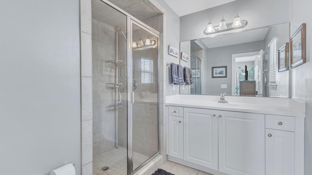 Photo of Bathroom in Wilmington Beach