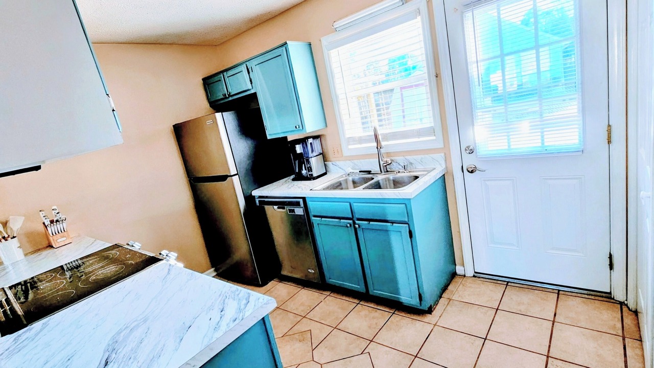 Photo of Kitchen in Murraysville