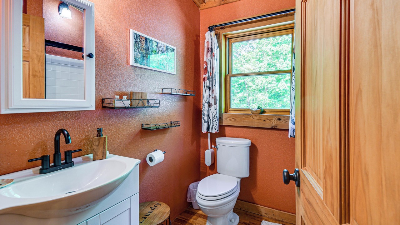Photo of Bathroom in Moneta
